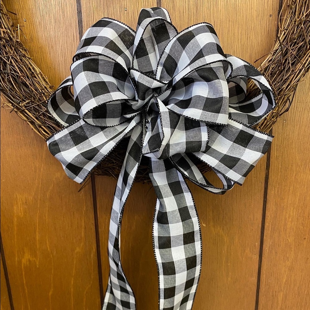 Farmhouse plaid bow for wreaths and decorations